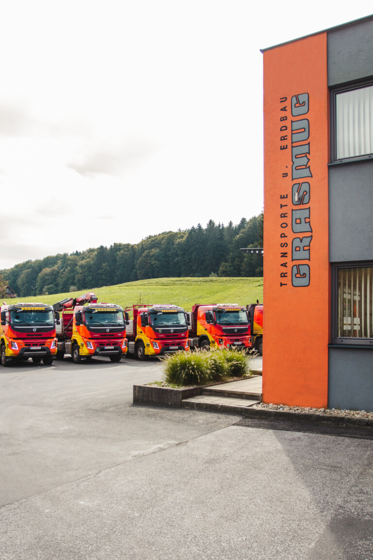  ber Uns Grasmug Erdbau Und Transporte